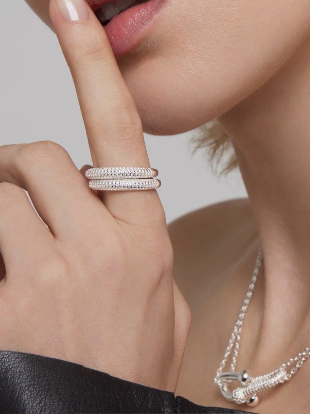 White Gold Plated Pavé CZ Stackable Ring. New.